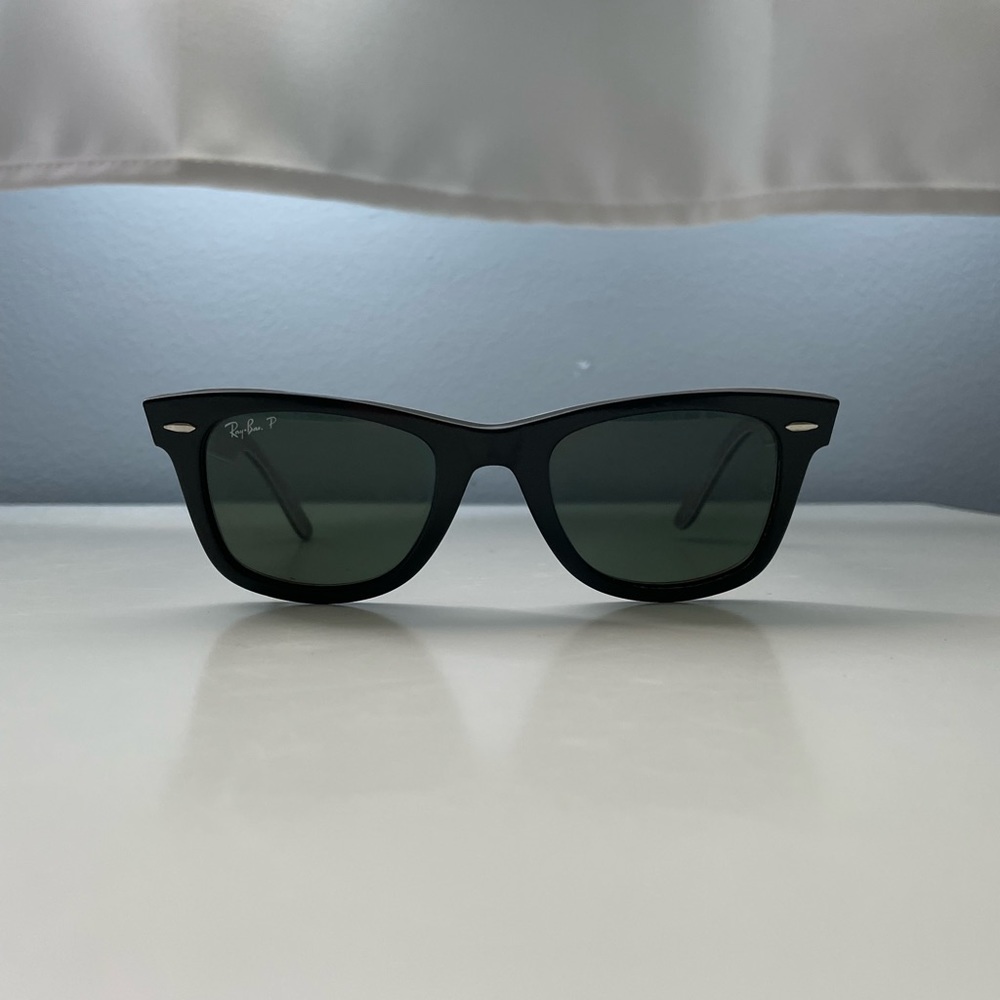 Ray Ban Wayfarer sunglasses